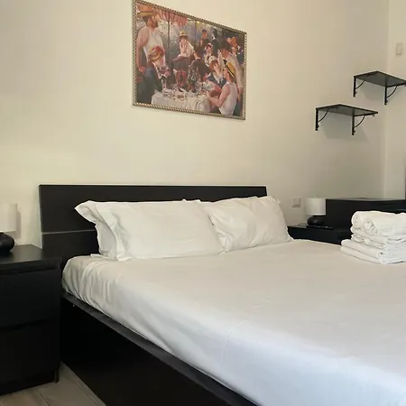 Gardone Apartment - Ampio Appartamento Con 2 Camere Da Letto - Comodo Per Duomo! Milan Exterior photo