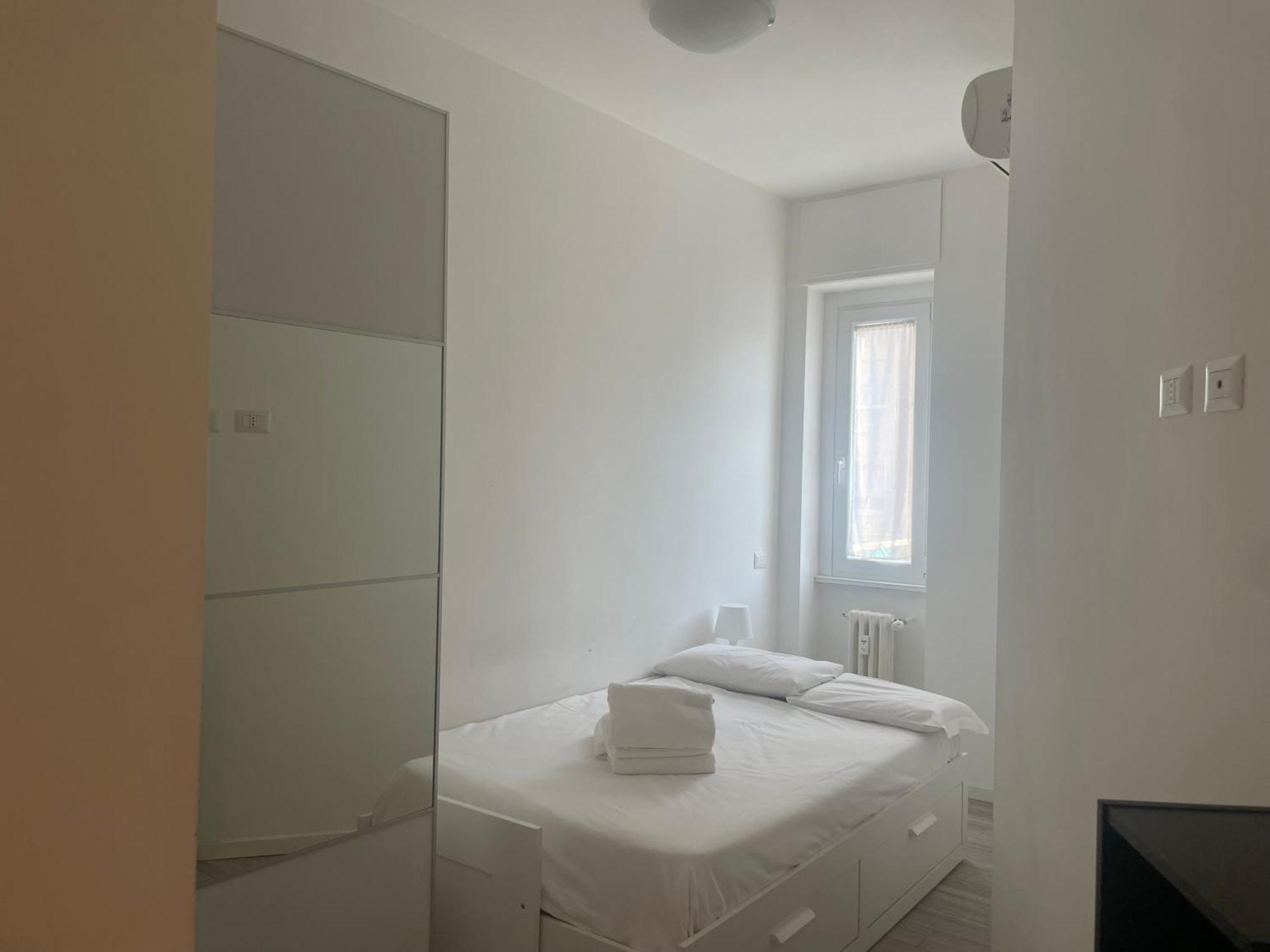 Appartamento Gardone - Ampio Con 2 Da Letto - Comodo Per Duomo!